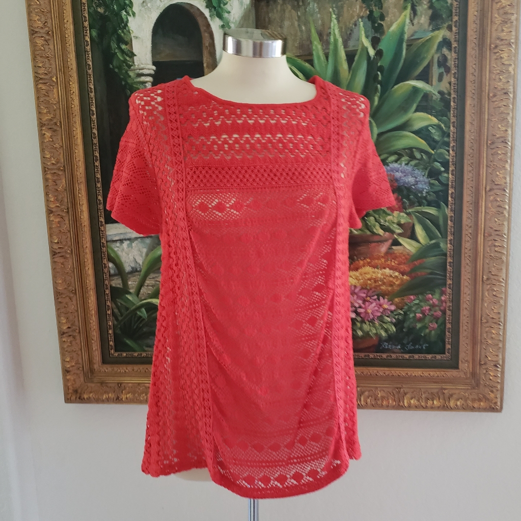 Lucky Brand  Red Top